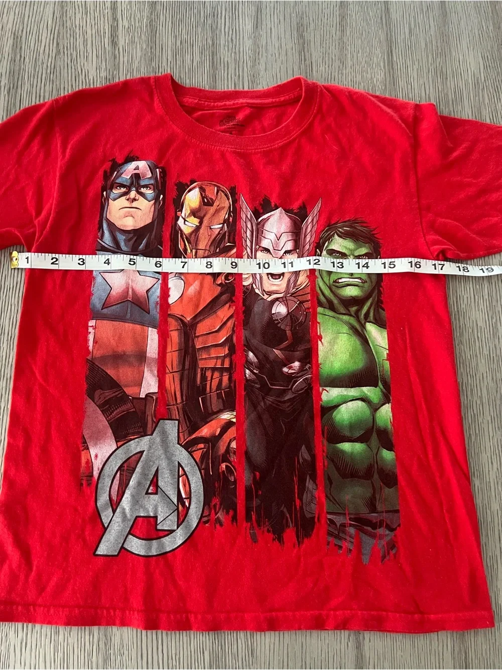 Marvel Avengers Red Graphic Kids Tee with Captain America Iron Man Thor Hulk - Picture 5 of 8